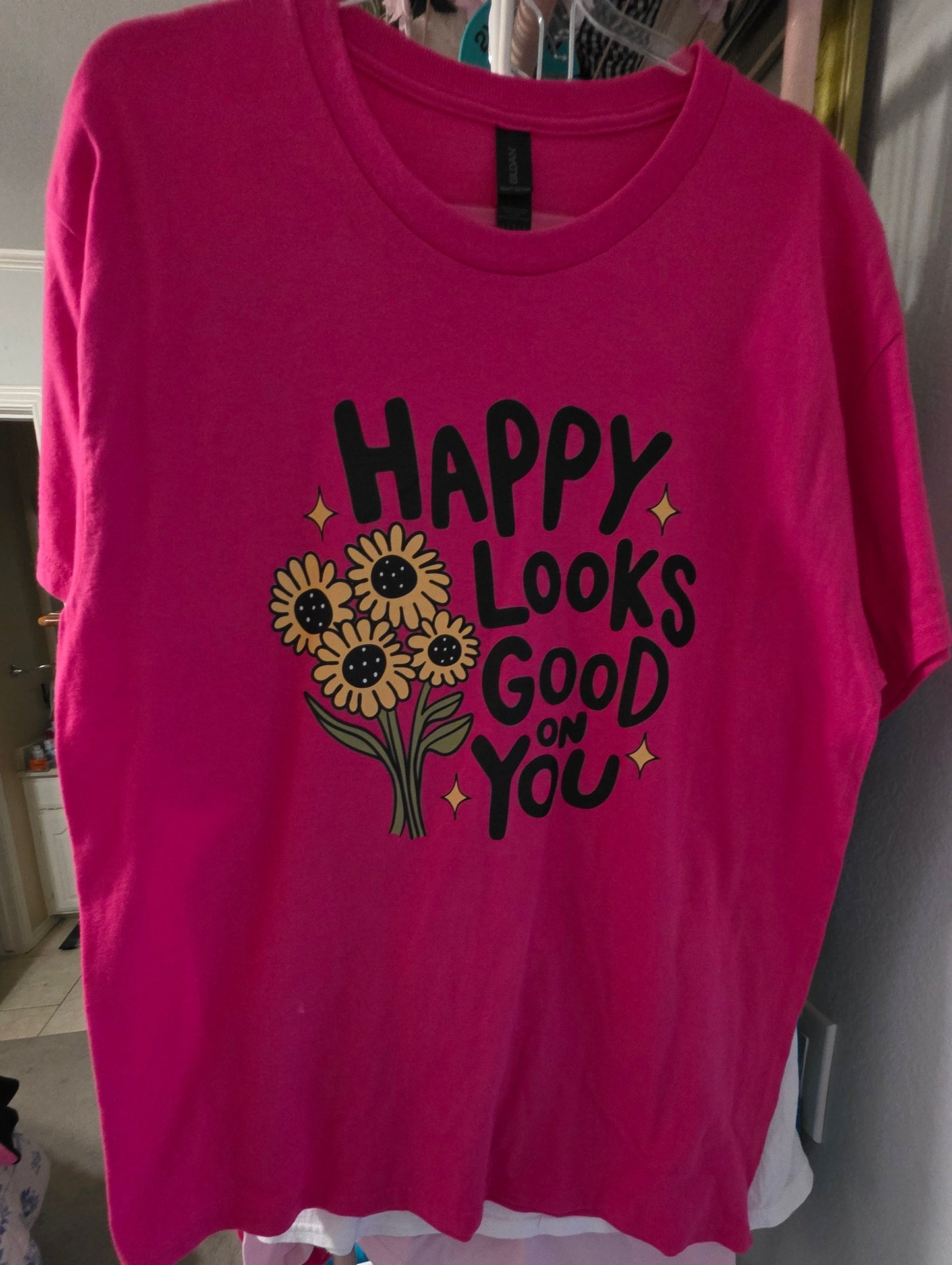 HAPPY LOOKS GOOD ON YOU!!!