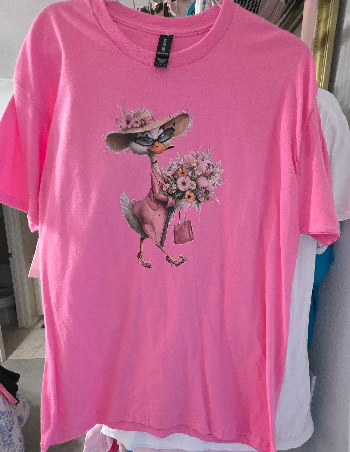 Sassy Duck with Flowers