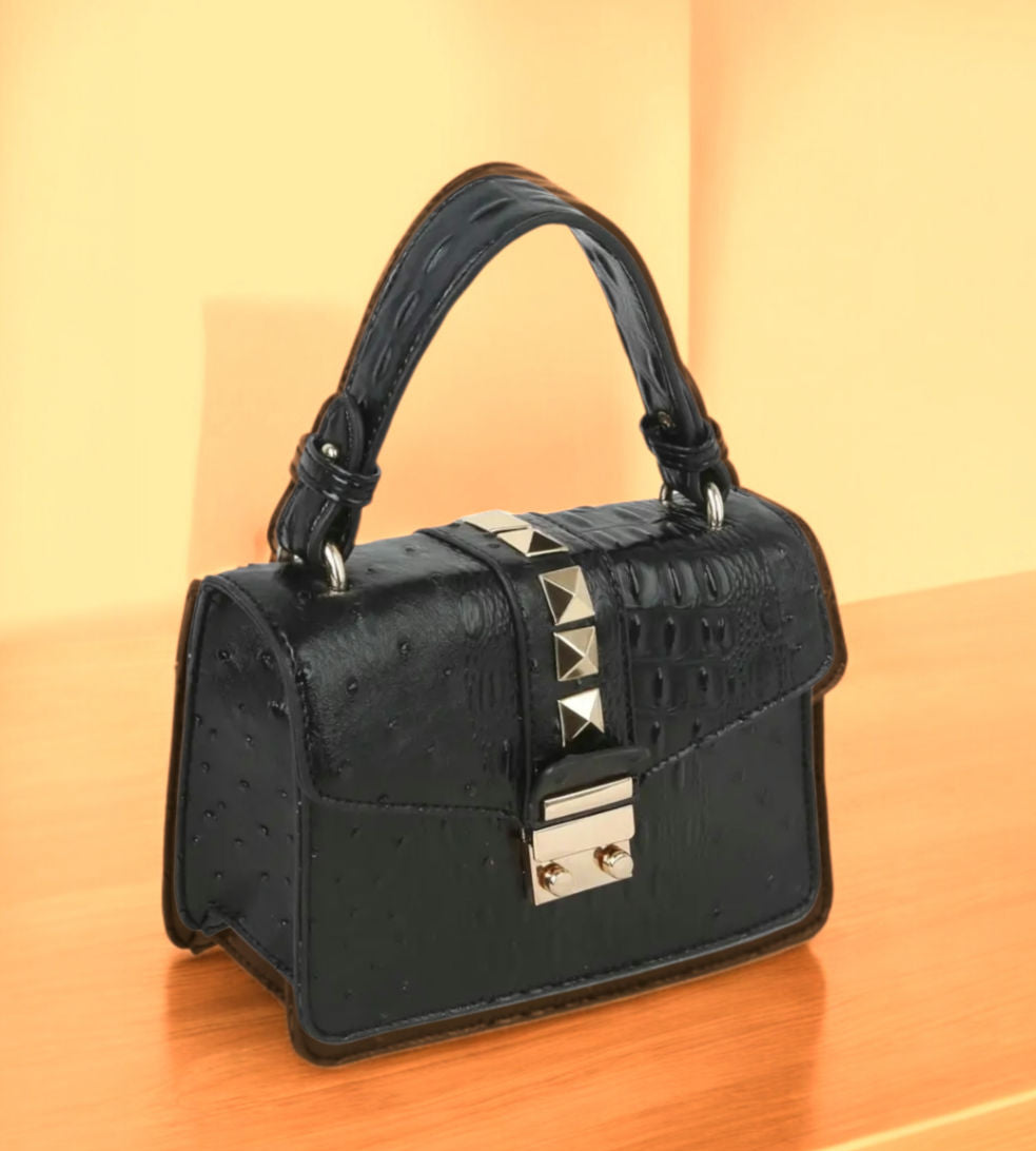 Women's Black Satchel Purse  03/06/26 RTS